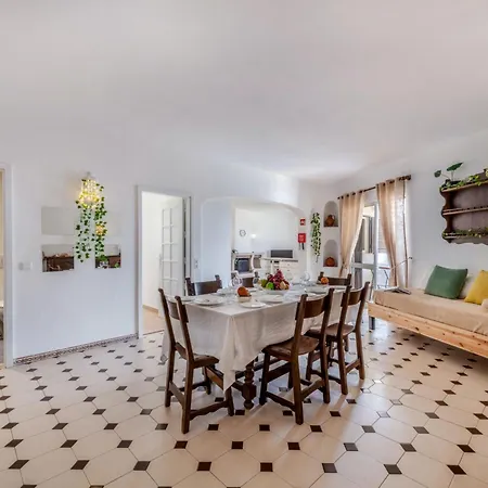 Apartment T3 Capricornio By Interhome